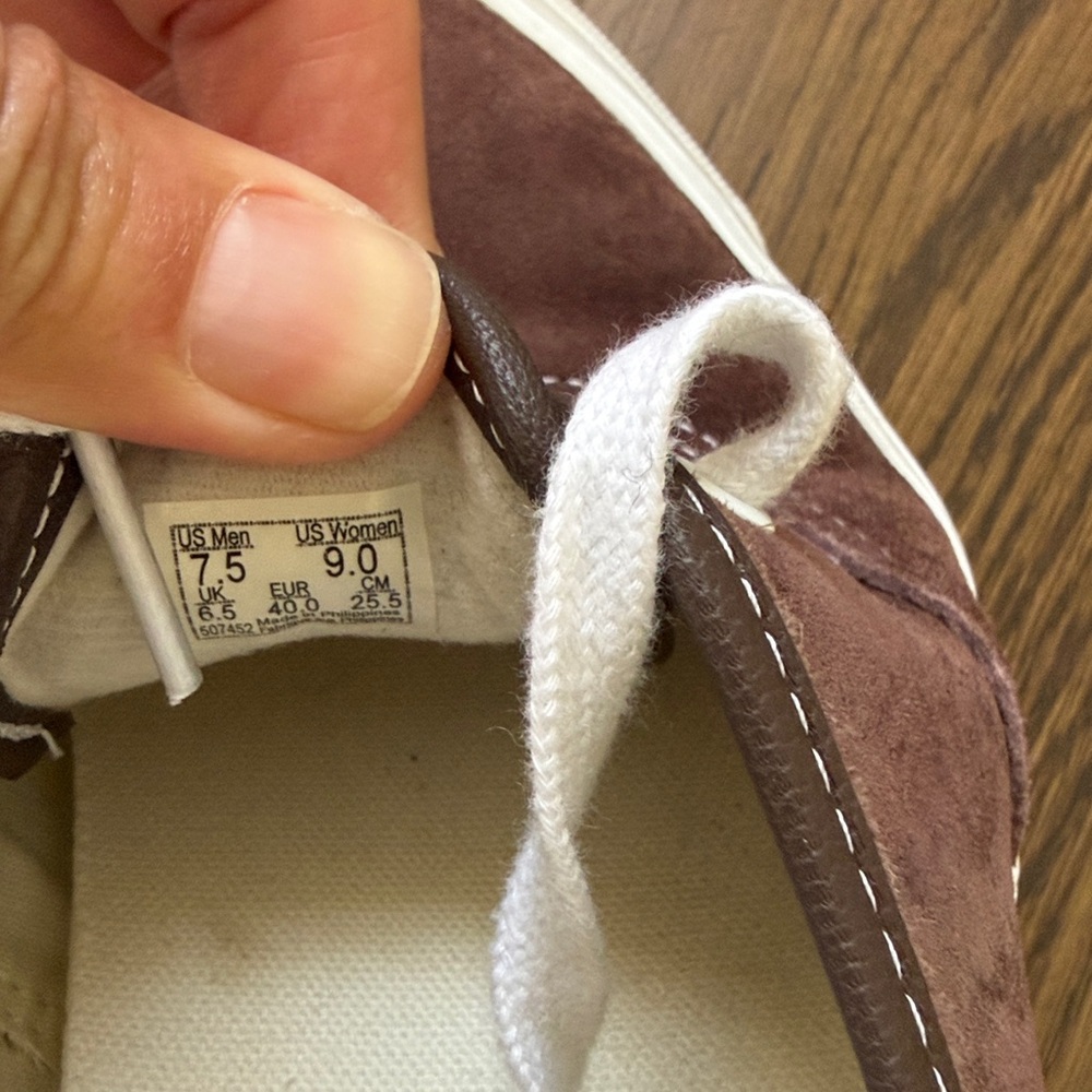 Brown suede Vans sz 9 - Picture 4 of 4